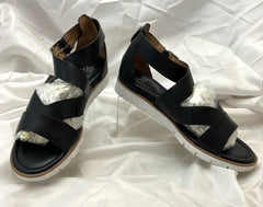 Womens Sofft Maribel. Sandal Black Leather - Preowned Sandals & Flip Flops