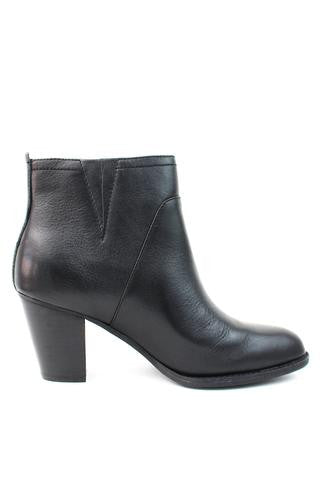 SOFFT Women's West •Black Leather• Mid Heel Ankle Boots - ShooDog.com